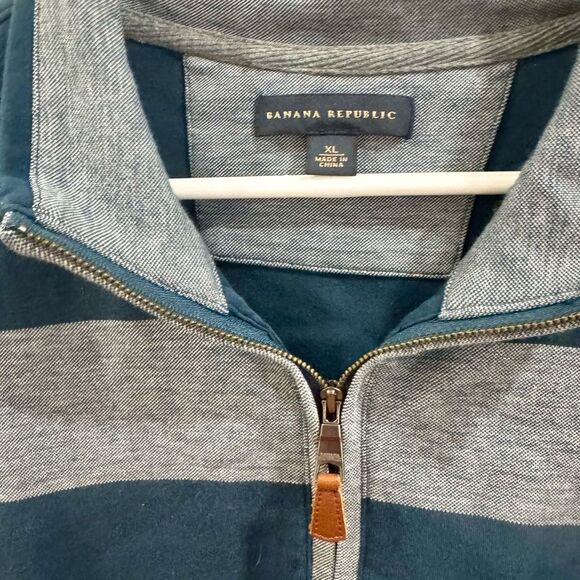 Banana Republic 100% Cotton Navy Quarter-Zip Pullover Sweater size XL - Picture 2 of 4